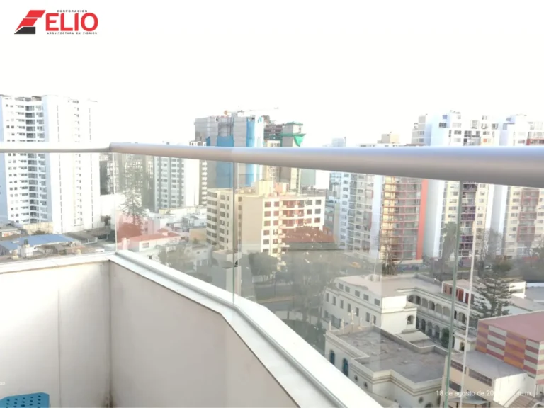 baranda-de-aluminio-y-vidrio-templado-para-balcones-economicas-y-esteticas