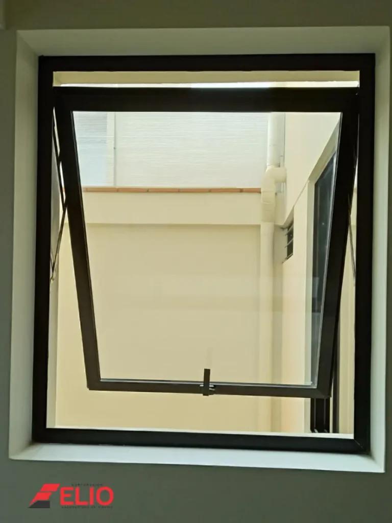 ventanas-antiruido-proyectante-en-serie-42-diseño-hermetico